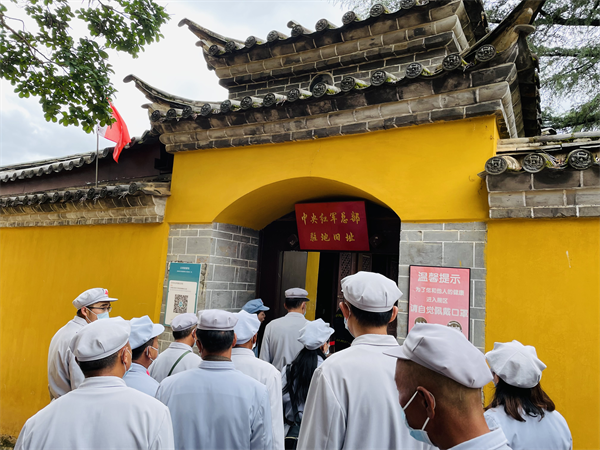 图片1 图片1