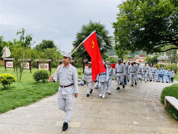 图片1 图片1